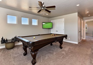Luxury At The Ledges at The Ledges Golf Club *Resort Amenities Included!