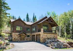 Luxury Home Across from Purgatory with Great Views