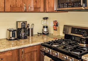 Luxury Oceanview Stay – Steps from the Beach #4