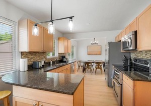 Marbella Lane - Bright and Modern Home In Arvada