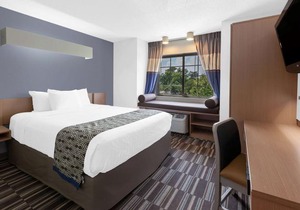 Microtel Inn Suite by Wyndham BWI Airport