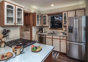 Midtown Riverfront 1 | Pet-Friendly, Hot Tub