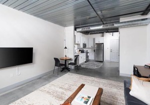 Modern 1BR Close to Fiserv with Parking