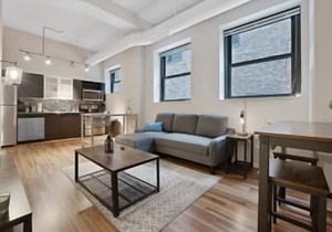 Modern 2 Bedroom Condo Heart of Downtown close to Stadiums - 707