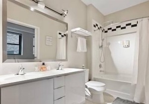 Modern 2 Bedroom Condo Heart of Downtown close to Stadiums - 707
