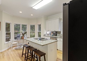 Modern Grand Pavillon Home: Steps to Beach, Pool Access