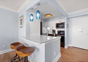 Modern Luxury Design & Panoramic Ocean Views! 1106
