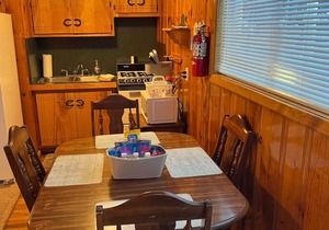 Mountain View Lodge Kitchenette Suite - Room 9