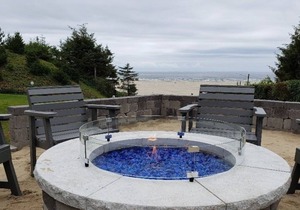 Nature Escape! 2 Comfy Units, Pool, Parking