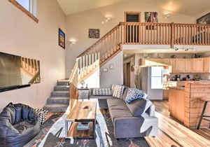 Near Hikes and Arkansas River Mtn-View Getaway!