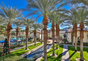 Near Pool! Deluxe King Casita near Clubhouse - Pet Friendly! (C33)
