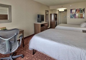 New Mexico Escape! 2 Family-Friendly Units, On-site Pool! Close to ABQ BioPark!