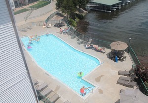 Newly remodeled 4BDR/3BA modern condo with 12x28 BOAT SLIP