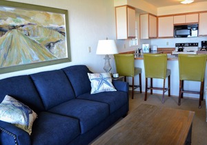 Oceanfront 4th floor, Balcony with Spectacular Ocean Views