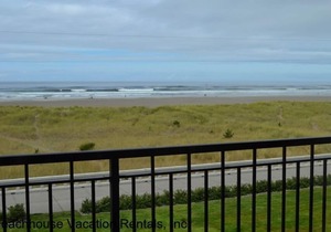 Oceanfront Condo on 2nd floor, Fabulous Views!