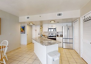 Oceanfront escape with views, pools, hot tubs, balcony & easy beach access