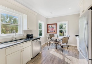 Oceanfront Grand Pavilion- 5 bedrooms! Views! Pool Access!