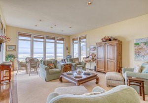 Oceanfront Retreat - Meredith Lodging
