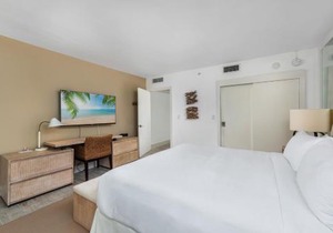 Oceanview Private Condo at 1 Hotel & Homes -1408