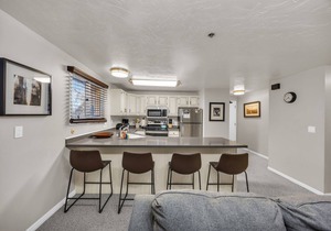 Park City Condo with Hot Tub Access, Near Ski Lift