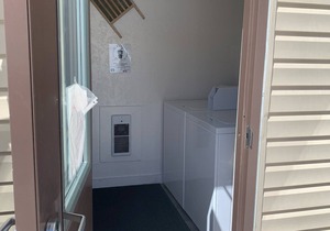 Perfect Ground Level Condo for Winter and Summer -Walking Distance to Everything