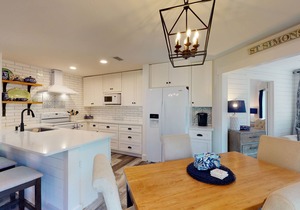Perfect Island, Perfect Vacation in our newly renovated Harbour Oaks, Unit #214.