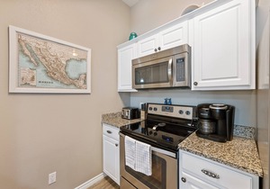 Pet-Friendly Beachside Escape with Plenty of Coastal Charm