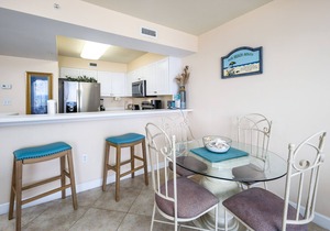 PI 412: Island Oasis - Enjoy a splashing good time at this beachfront condo!
