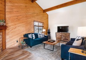 Pines 4043