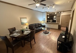 Pool View King 1 Bedroom/1 Bath Condo in The Woodl