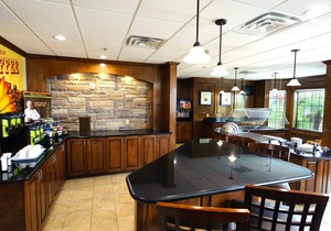 Queen Studio Just a Few Miles from Area Beaches | Free Breakfast!