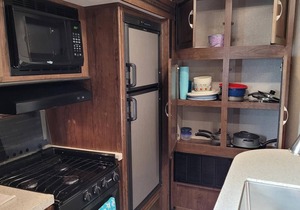 Rad Beach Camper at Haileys Beach-n-Bay Resort