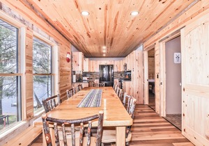 Remodeled lakeside cabin on Little Saint Germain with large deck, private dock,