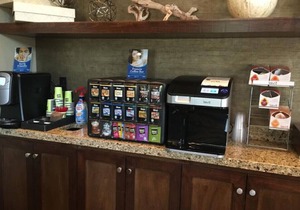 Resort Style 2 Bedroom/2 Bath Apt./Condo in The Wo