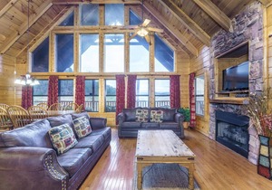 Rocky Top Hideaway: Theater Room, Pool Table, and Arcade Gaming System!