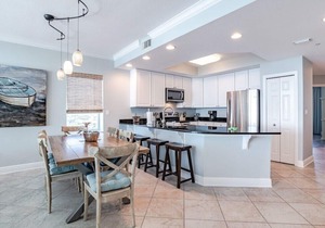 San Carlos 1209 | Gorgeous, updated direct beach front! Walk to shop, dine, fun!