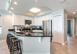 San Carlos 1209 | Gorgeous, updated direct beach front! Walk to shop, dine, fun!