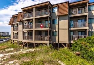 Sea Dreams - Oceanfront Classic