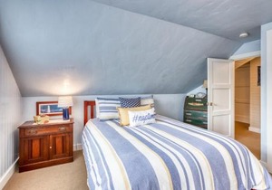 Seaside Classic Cottage