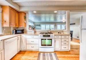 Seaside Classic Cottage