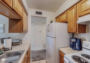 Sienna Square, 2 QB, 1 BA, WIFI, Near Old Town