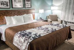 Sleep Inn & Suites Center