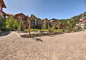 Solitude Mountain Resort Condo at Lift Base!