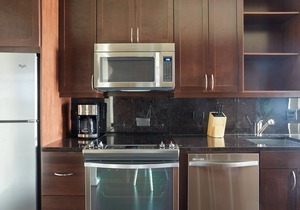 Sonder at The Catherine | Studio Apartment w/Balcony