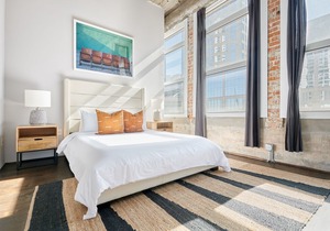 Sonder | The Hogg Palace | Beautiful 1BR + Gym
