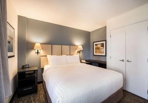 Sonesta Simply Suites Albuquerque