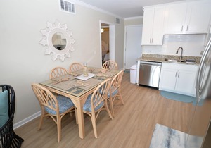 Southwinds J-10: 2 BR, 2 BA Condominium in Atlantic Beach, Sleeps 4