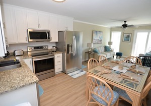 Southwinds J-10: 2 BR, 2 BA Condominium in Atlantic Beach, Sleeps 4