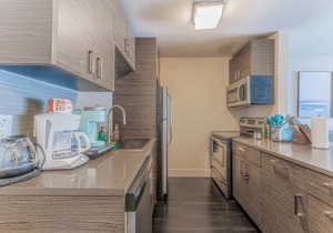 Spacious 1BR close to Downtown w fast wifi