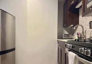 Spacious 2 Bed Condo with City View